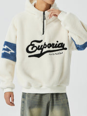 Flauschiger Kapuzenpullover mit "Euphoria"-Stickerei