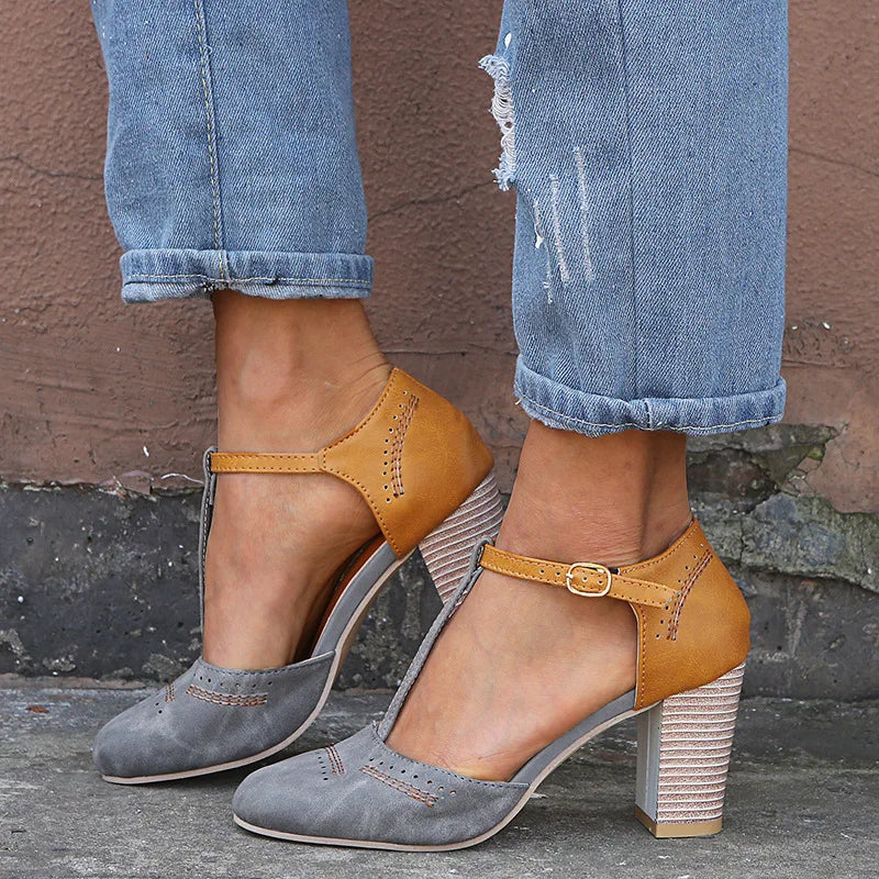Damen Pumps mit Blockabsatz und Knöchelriemen – Elegant und komfortabel mit Komforteinlegesohle
