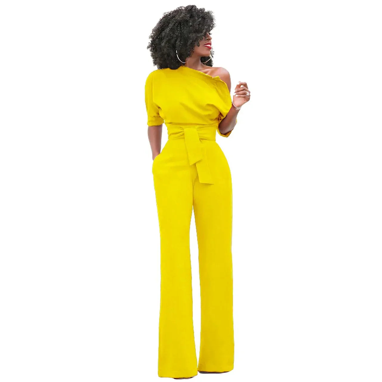 Eleganter Damen-Jumpsuit mit asymmetrischem Ausschnitt und Taillengürtel