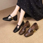 Damen Pumps mit Blockabsatz, Riemchen und eckiger Zehenpartie