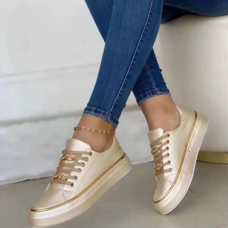 Damen Plateau-Sneaker mit dekorativen Details – bequeme Sportschuhe für den Alltag