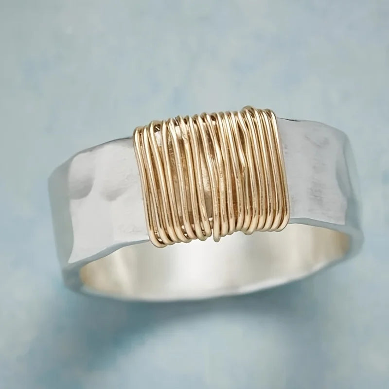 Verstellbarer Damenring – eleganter Silberring mit dekorativem Detail