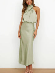 Damen Satin-Midikleid mit Neckholder-Ausschnitt – Elegant, figurbetont, für den Abend