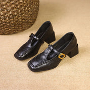 Damen Pumps mit Blockabsatz, Riemchen und eckiger Zehenpartie