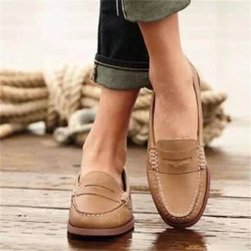 Klassische Damen-Lederloafer