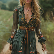 Damen Boho Maxikleid mit Plissee und V-Ausschnitt