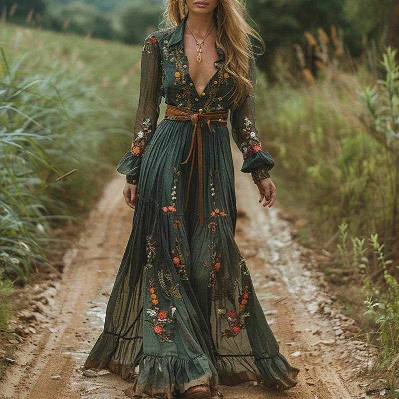 Damen Boho Maxikleid mit Plissee und V-Ausschnitt