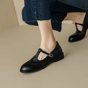Damen Mary Jane Halbschuhe mit T-Bar-Riemen und Brogue-Perforation