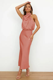 Damen Satin-Midikleid mit Neckholder-Ausschnitt – Elegant, figurbetont, für den Abend