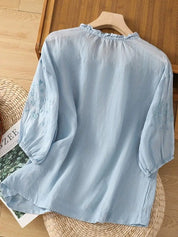 Damen Bluse mit Stickerei und Knopfleiste