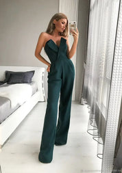 Eleganter Damen-Jumpsuit mit One-Shoulder-Design und weiten Beinen