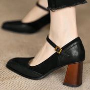 Damen Pumps mit Blockabsatz und Riemchen – Elegante Pumps mit eckiger Zehenpartie