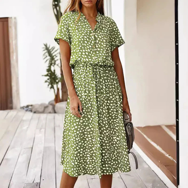 Damen Midi-Kleid mit feinem Muster – luftiges Kleid mit Taillenband und V-Ausschnitt