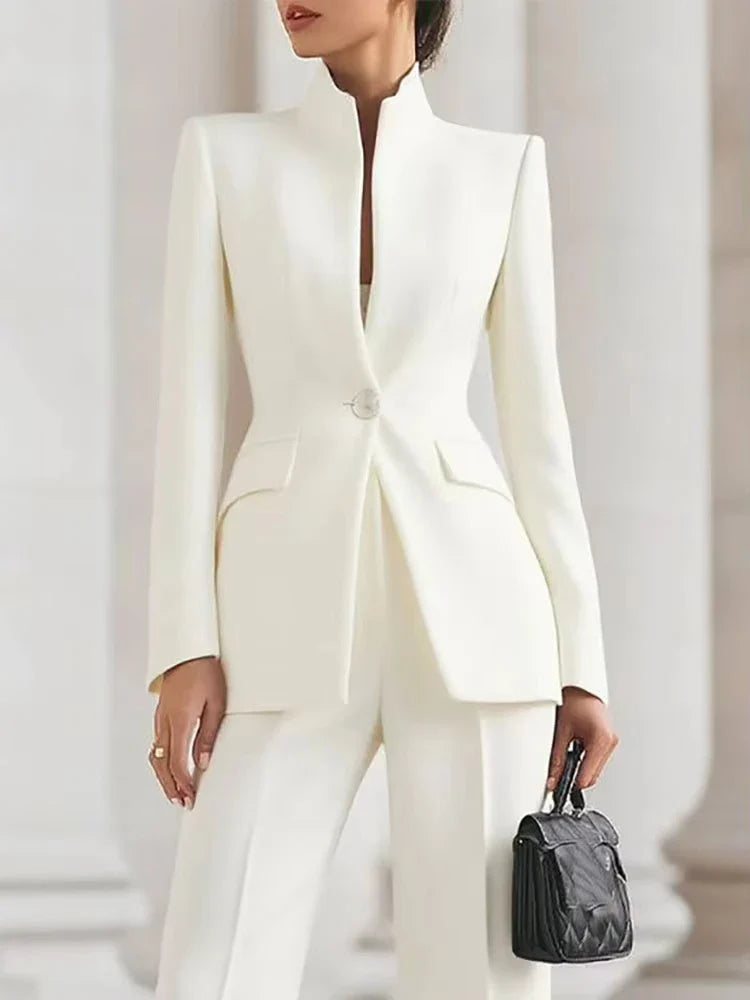 Eleganter Damen-Hosenanzug mit Wide-Leg-Hose – Blazer mit Stehkragen und weiter Hose