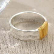Verstellbarer Damenring – eleganter Silberring mit dekorativem Detail