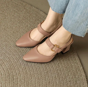 Damen Pumps mit niedrigem Absatz und Riemchen – elegant, komfortabel, stabil