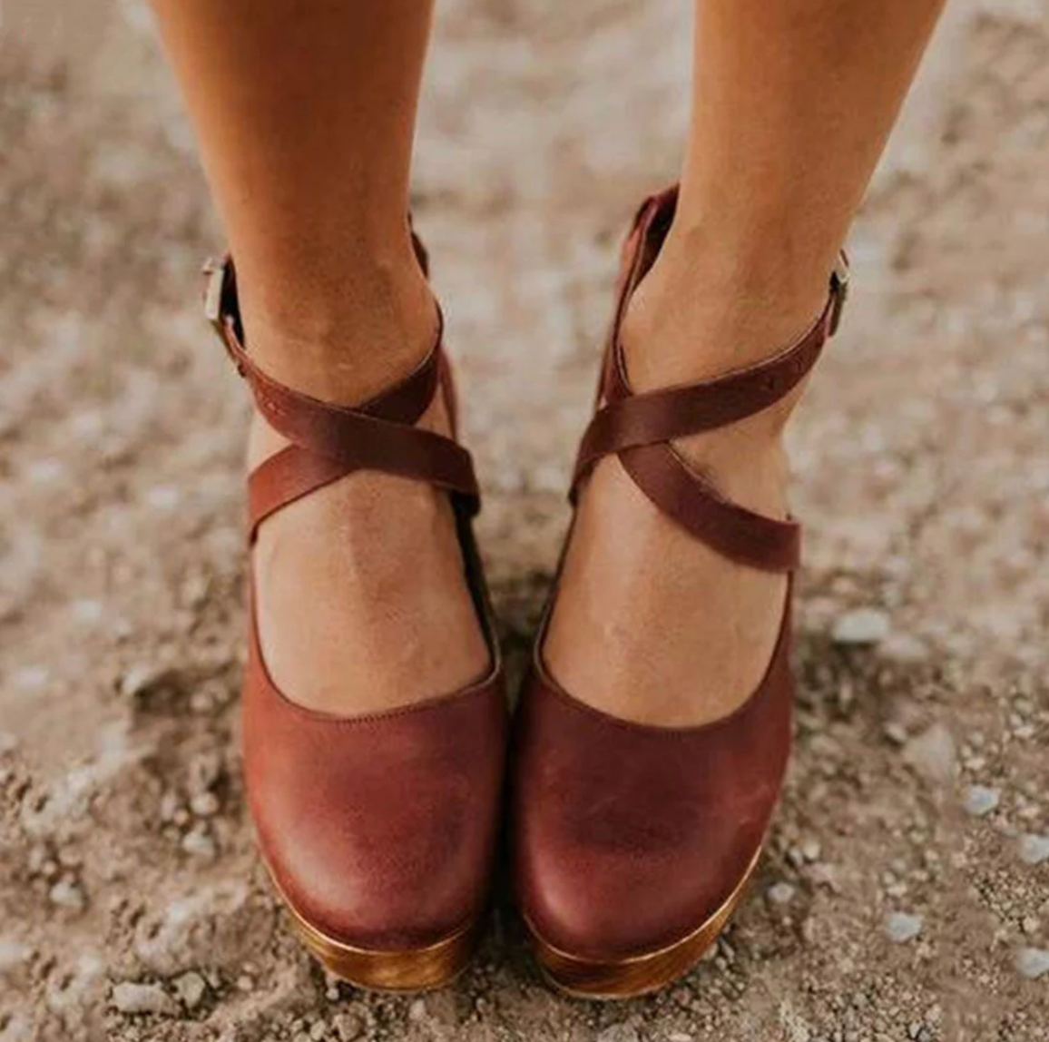 Damen Keilabsatz-Schuhe mit Knöchelriemen