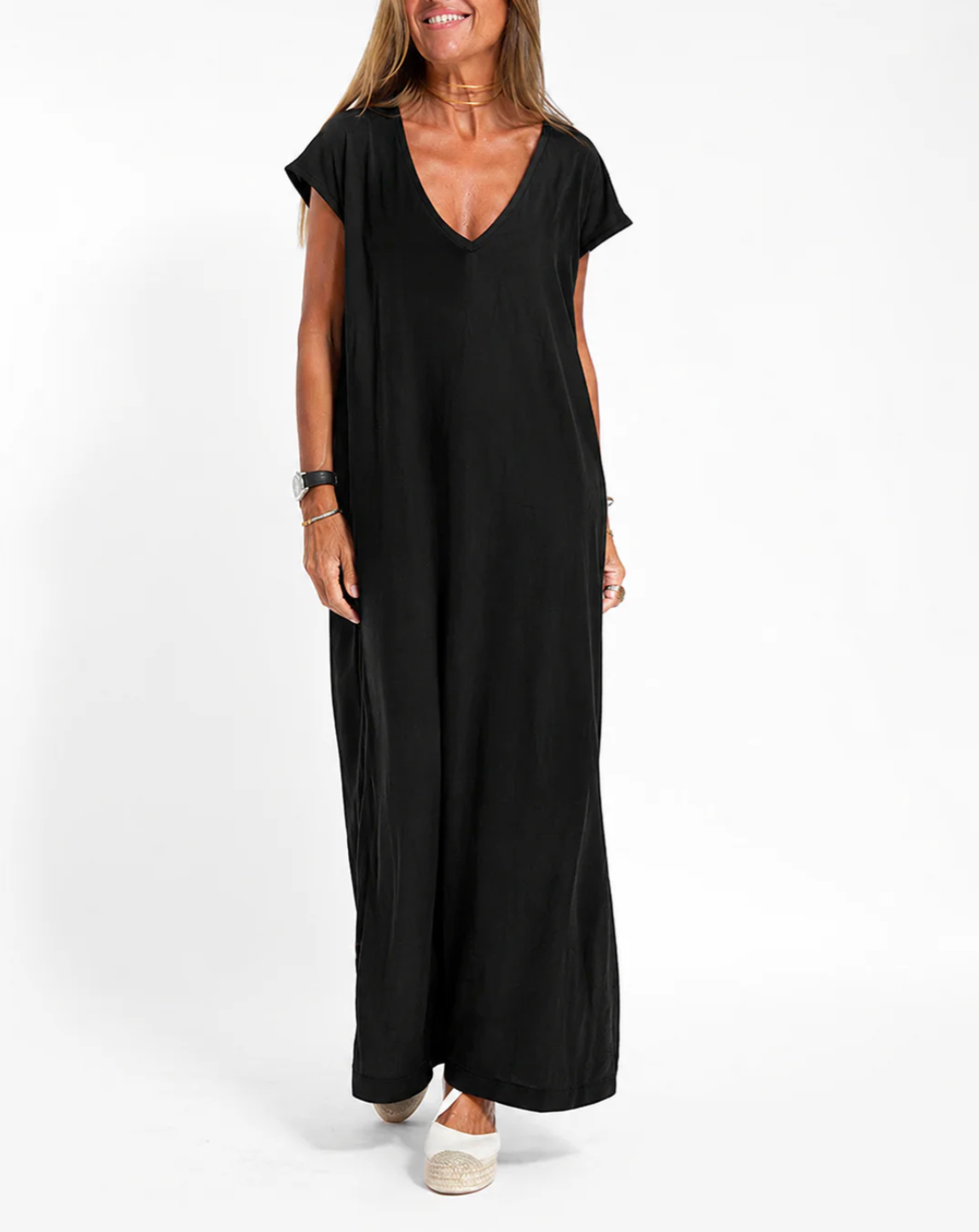 Damen Maxi-Kleid mit V-Ausschnitt und Seitenschlitzen – Oversize Sommerkleid