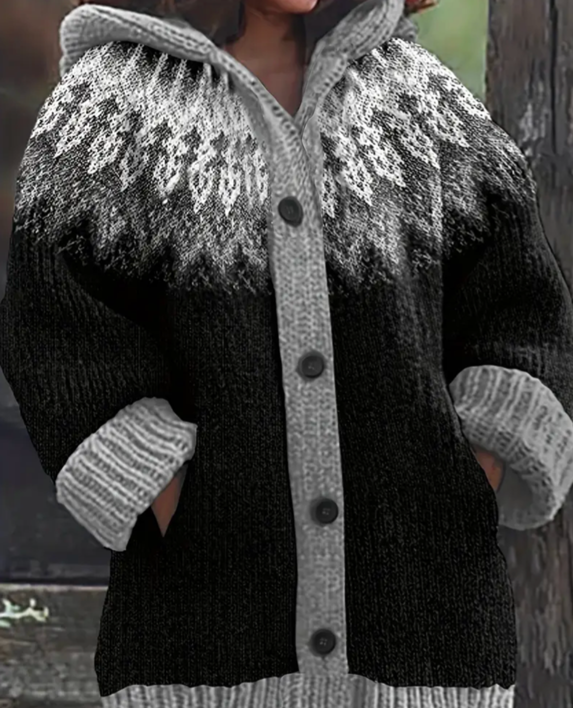Damen Cardigan mit Kapuze – warmer Strickjacke mit Knöpfen und Taschen, lockerer Schnitt