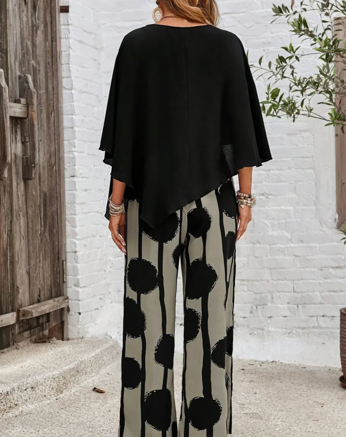 Damen Oversize-Set mit weiter Hose und asymmetrischer Bluse – elegantes Casual-Outfit