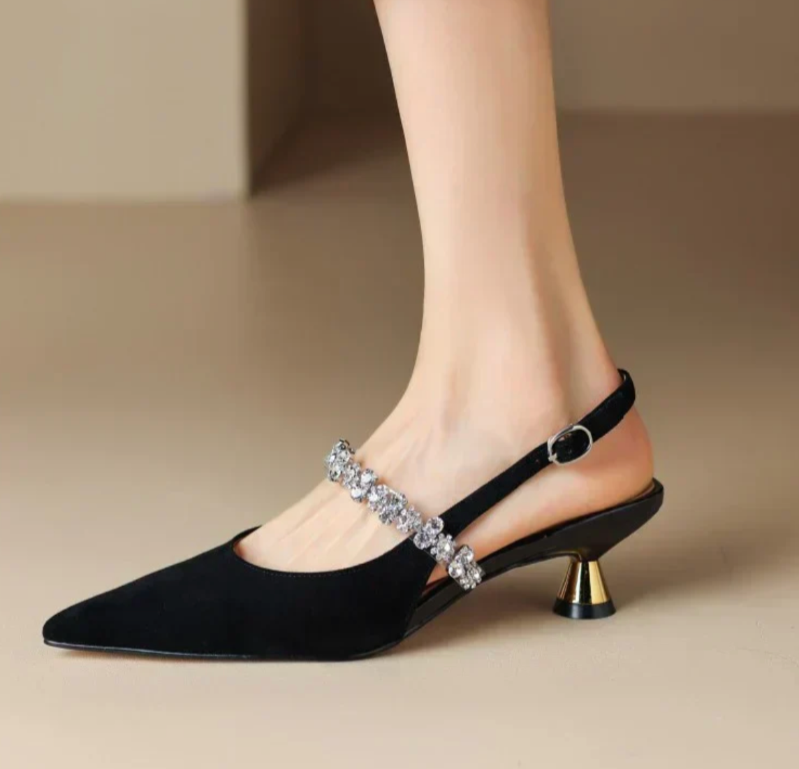 Damen Slingback-Pumps mit Strasssteinen – Elegante Spitzzehn-Schuhe