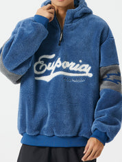 Flauschiger Kapuzenpullover mit "Euphoria"-Stickerei